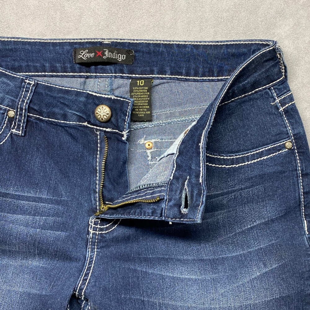 Love x Indigo Women's‎ Blue Embellished Pocket Denim Capris Size 10 - Picture 8 of 15